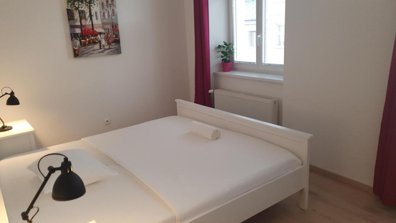 Le Monde Apartment Bratislava - Amazing 5Bdr In Downtown Экстерьер фото