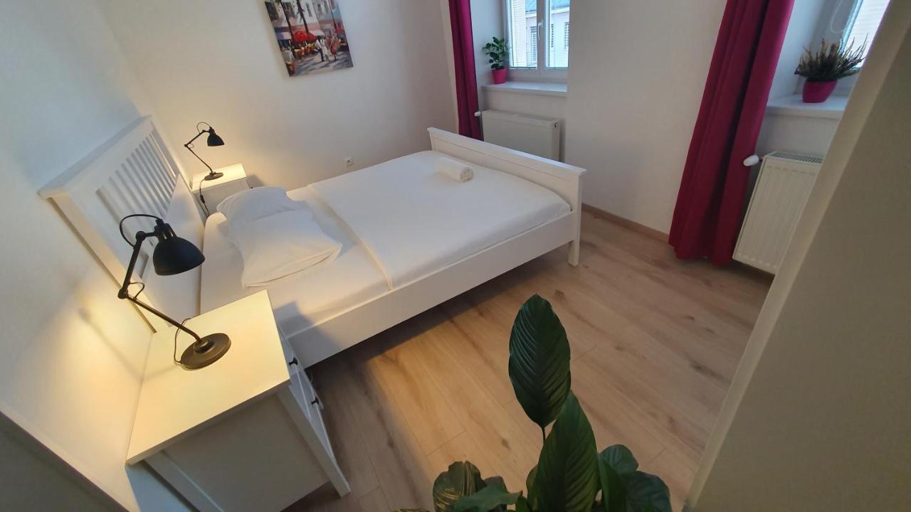 Le Monde Apartment Bratislava - Amazing 5Bdr In Downtown Экстерьер фото
