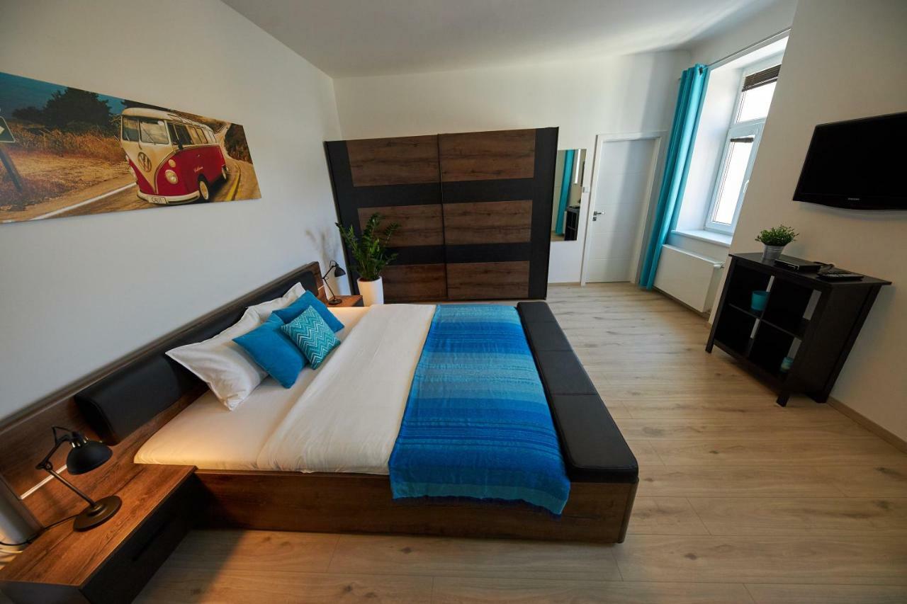 Le Monde Apartment Bratislava - Amazing 5Bdr In Downtown Экстерьер фото