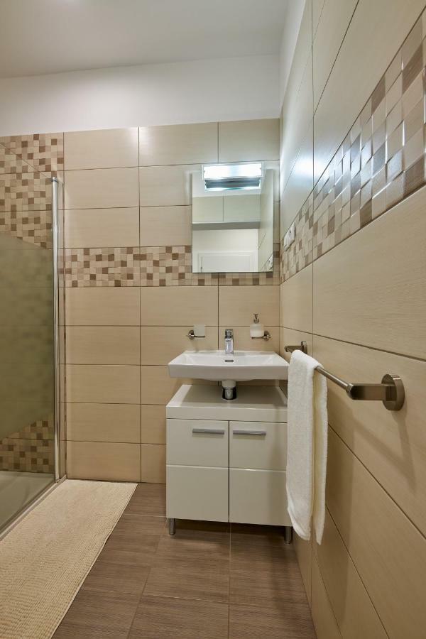 Le Monde Apartment Bratislava - Amazing 5Bdr In Downtown Экстерьер фото