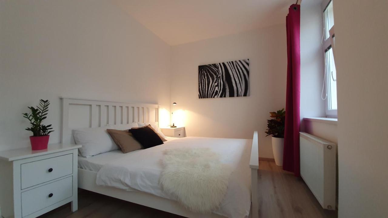 Le Monde Apartment Bratislava - Amazing 5Bdr In Downtown Экстерьер фото